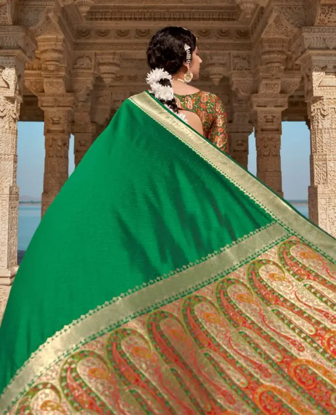 Green Floral pallu saree