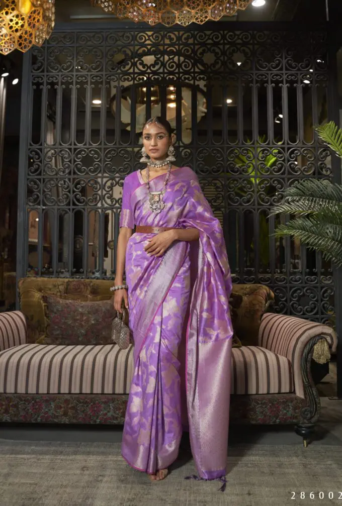 Traditional Purple and Violet color Art Silk, Silk fabric Saree : 1734590